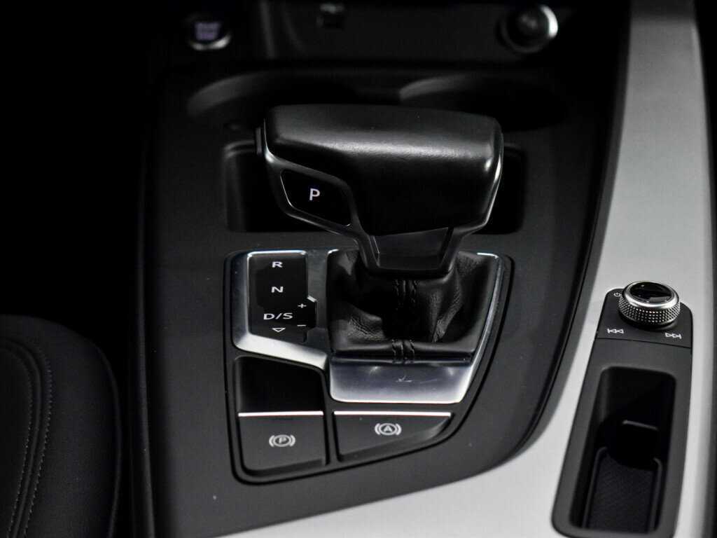 Ауди А4 б/у, 2020, Роботизированная. Фото: #15