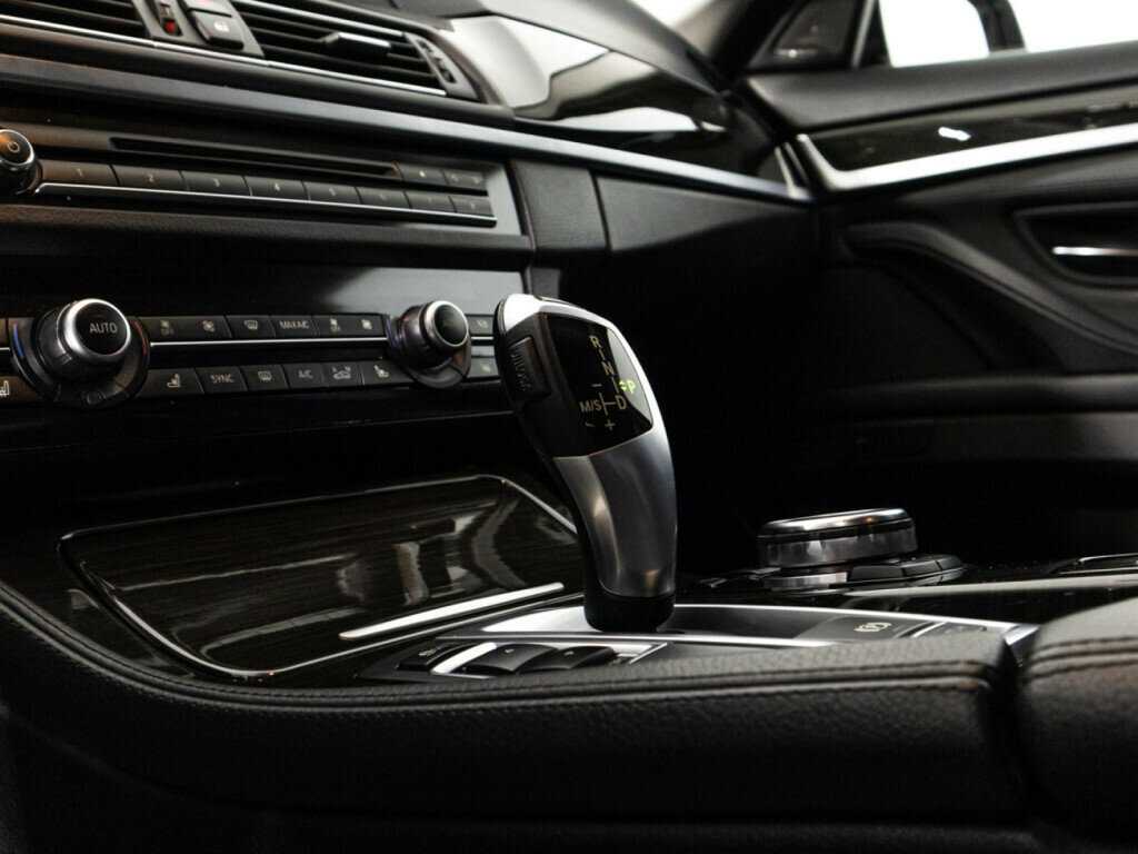 БМВ 5 серии б/у, 2016, Автоматическая. Фото: #25