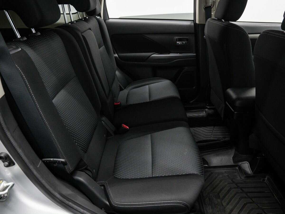 Митсубиши Оутлэндер б/у, 2018, Вариатор. Фото: #9