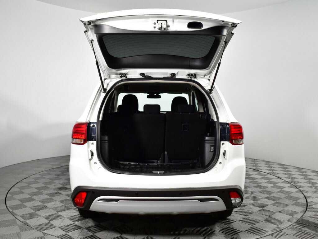 Митсубиши Оутлэндер б/у, 2020, Вариатор. Фото: #14