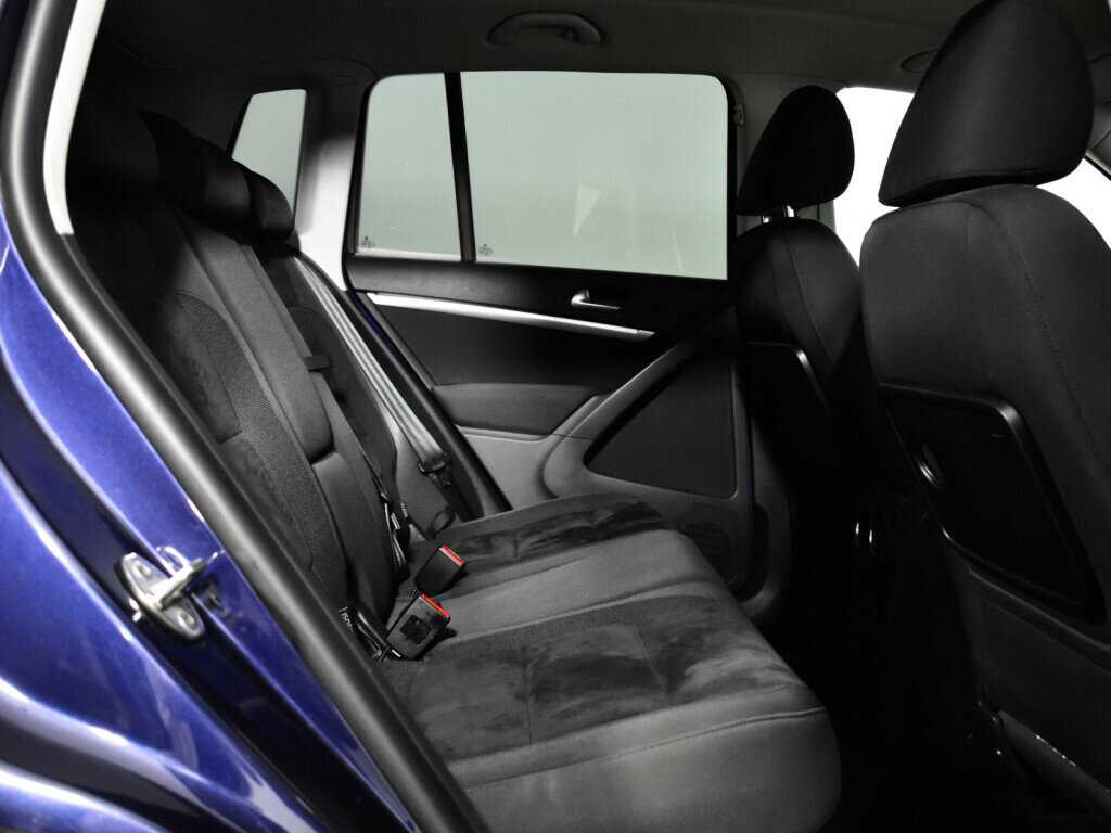 Volkswagen Tiguan б/у, 2012, Автоматическая. Фото: #9