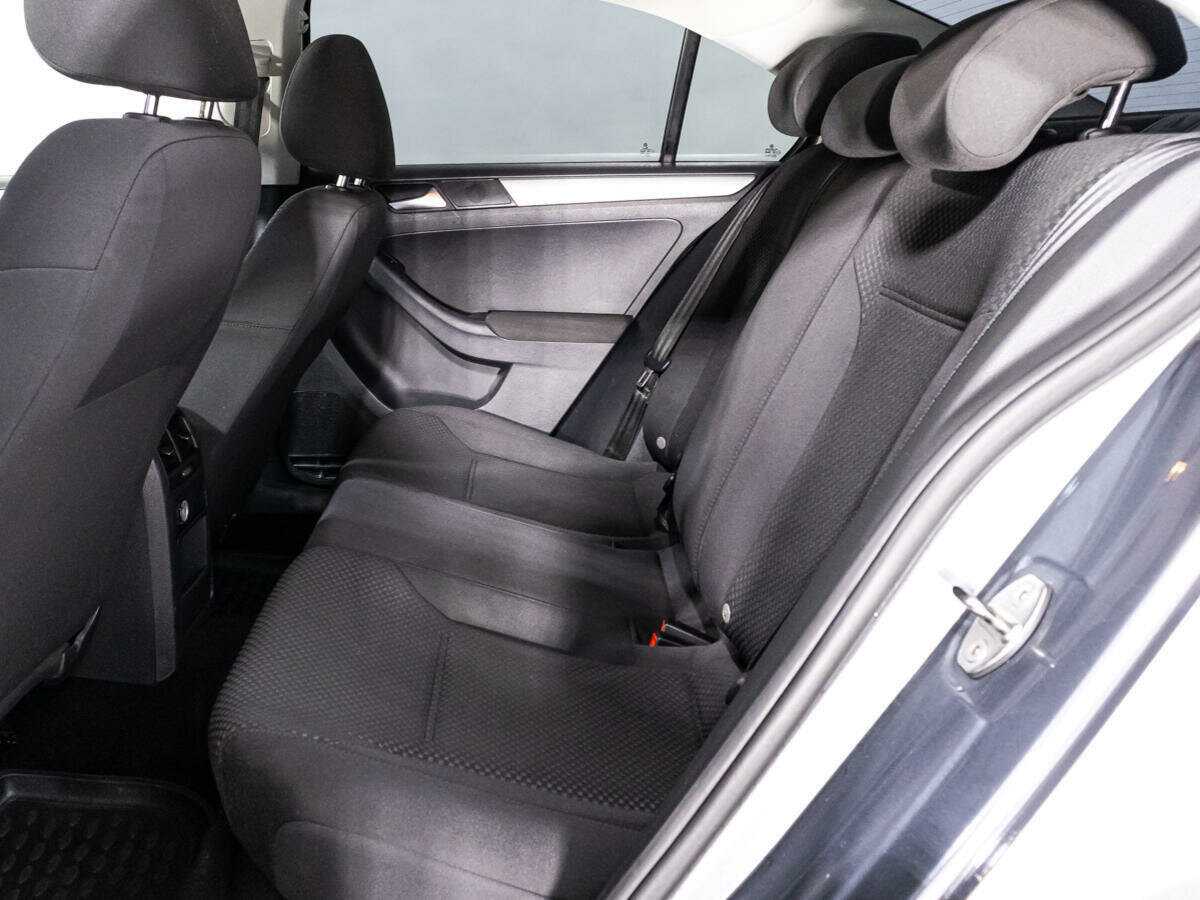 Volkswagen Jetta б/у, 2012, Роботизированная. Фото: #9