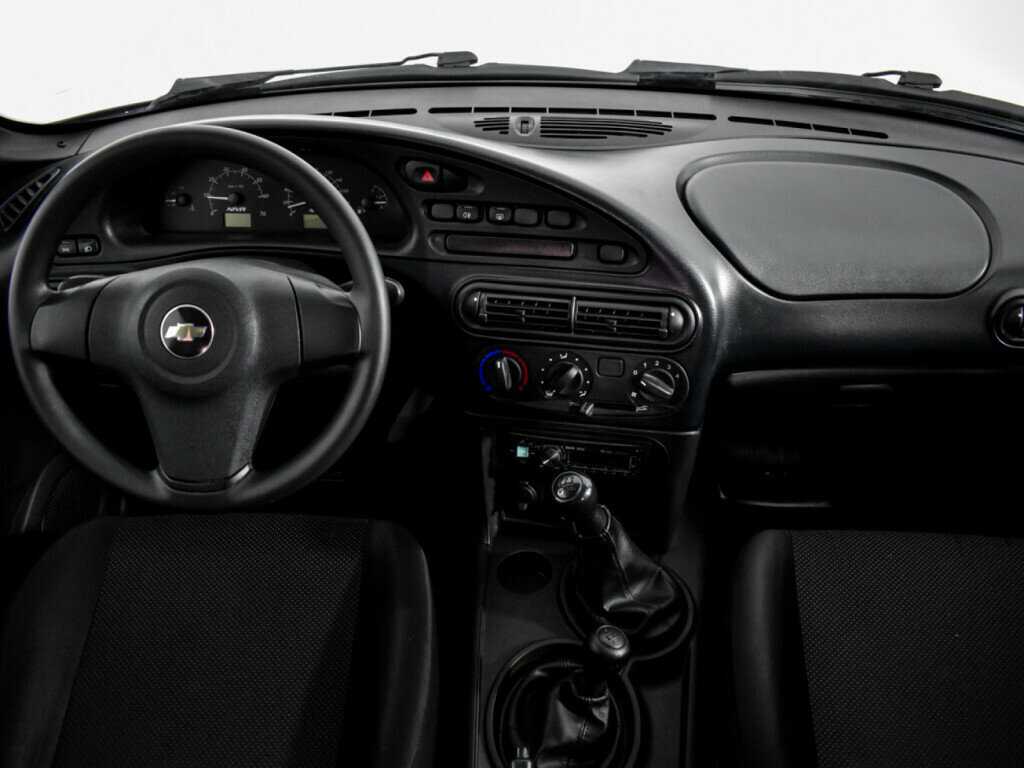 Chevrolet Niva б/у, 2017, Механическая. Фото: #11