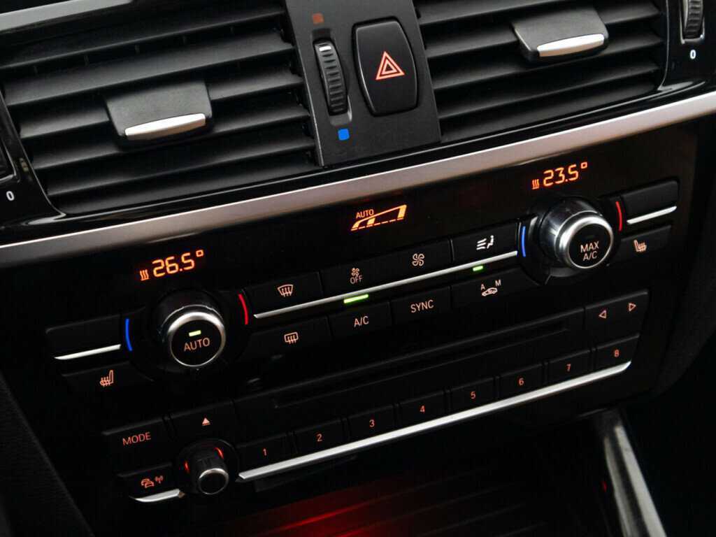 БМВ Икс3 б/у, 2015, Автоматическая. Фото: #17