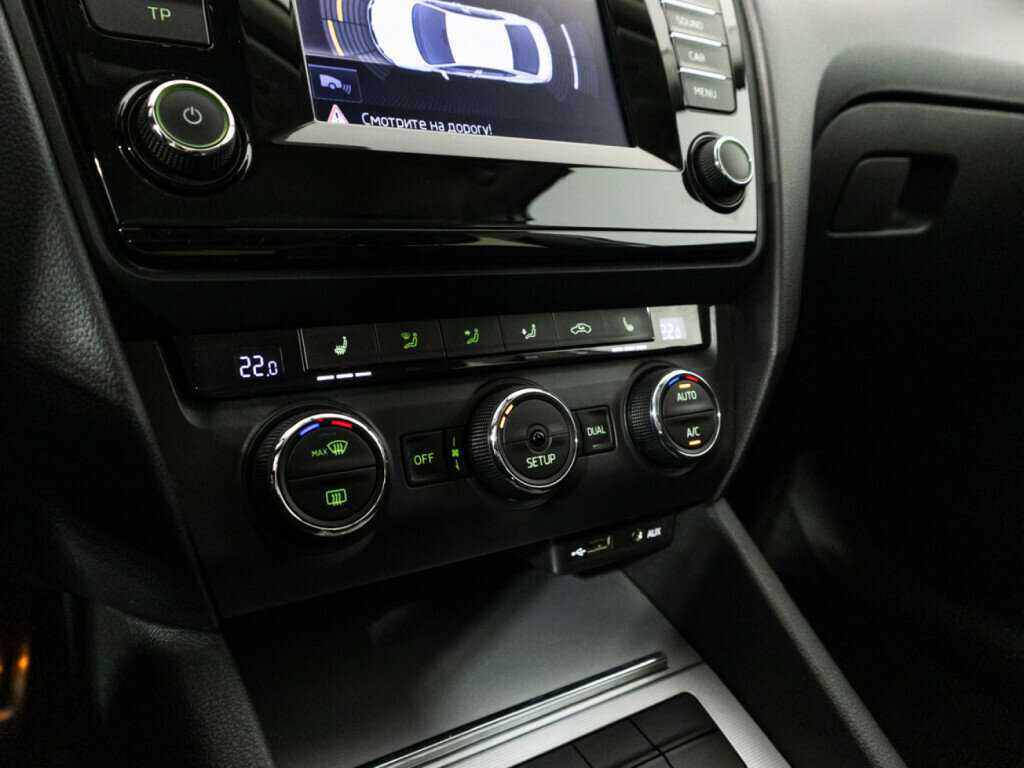 Шкода Октавия б/у, 2014, Роботизированная. Фото: #15
