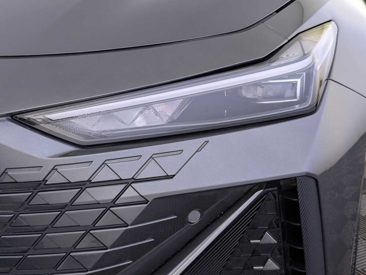 Чанган УНИ-В б/у, 2022, Роботизированная. Фото: #10