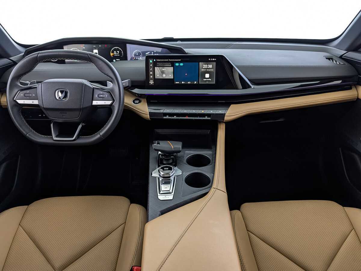 Чанган УНИ-В б/у, 2022, Роботизированная. Фото: #13