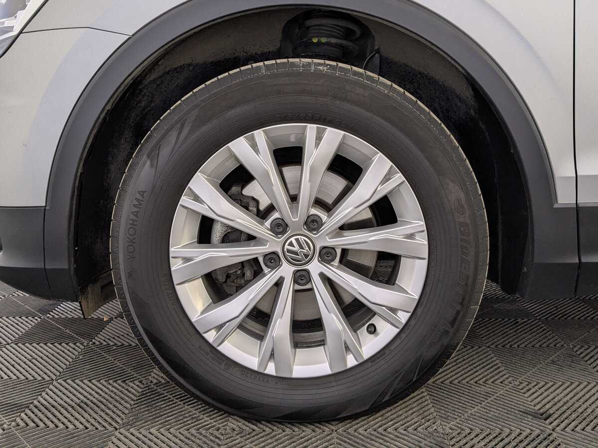 Volkswagen Tiguan б/у, 2020, Роботизированная. Фото: #11