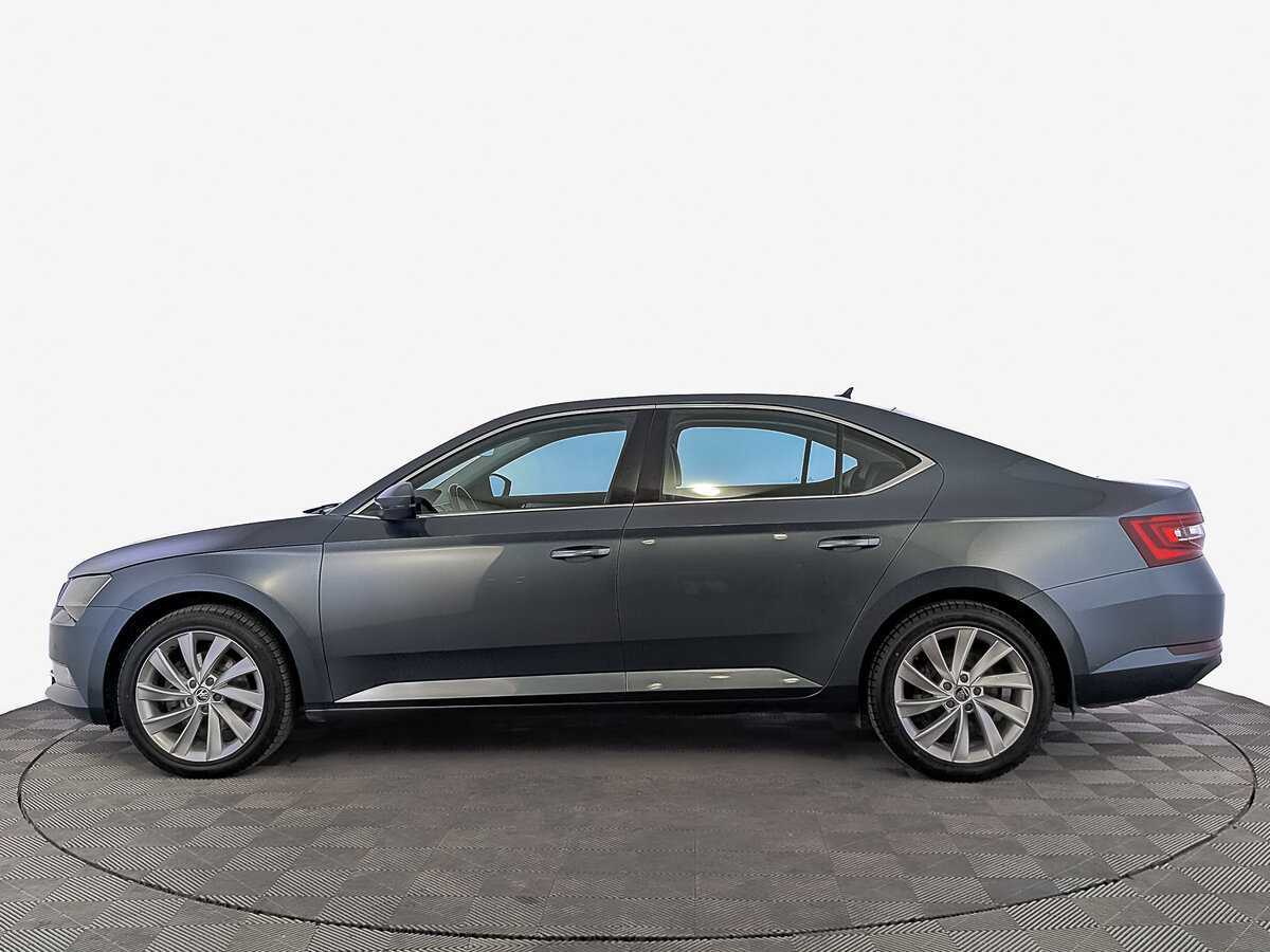 Skoda Superb б/у, 2018, Роботизированная. Фото: #7