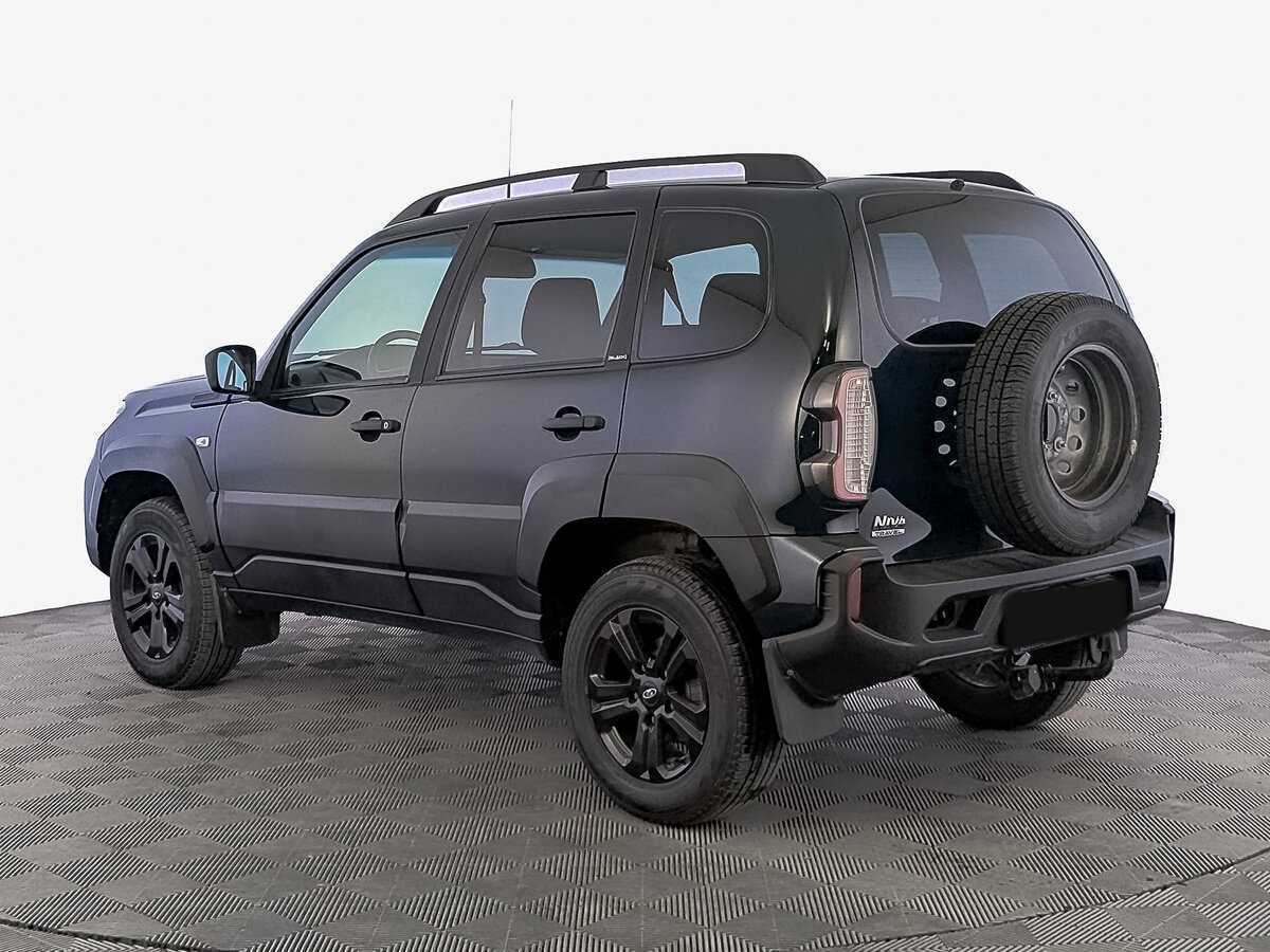 Lada (ВАЗ) Niva б/у, 2022, Механическая. Фото: #6