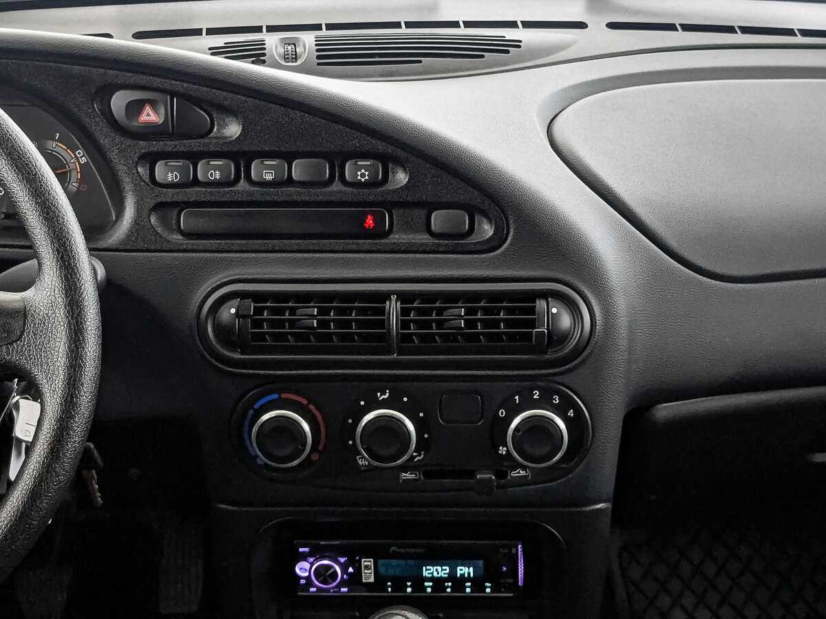 Lada (ВАЗ) Niva б/у, 2022, Механическая. Фото: #16