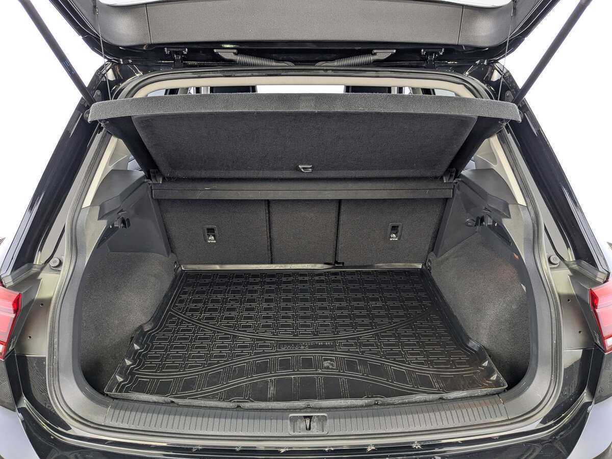 Volkswagen Tiguan б/у, 2018, Роботизированная. Фото: #9