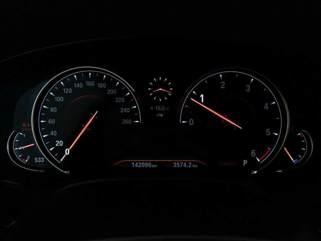 БМВ 5 серии б/у, 2017, Автоматическая. Фото: #11