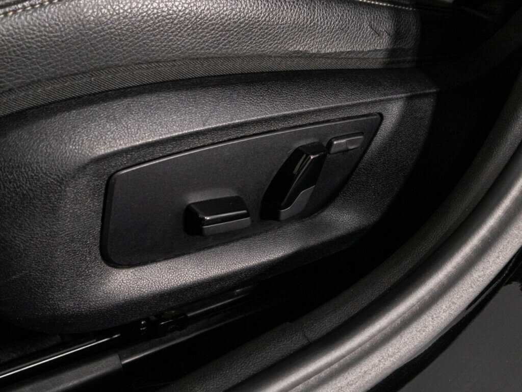 БМВ 5 серии б/у, 2017, Автоматическая. Фото: #14