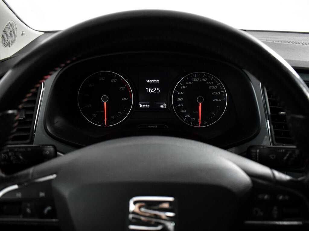 Сеат Леон б/у, 2013, Роботизированная. Фото: #18