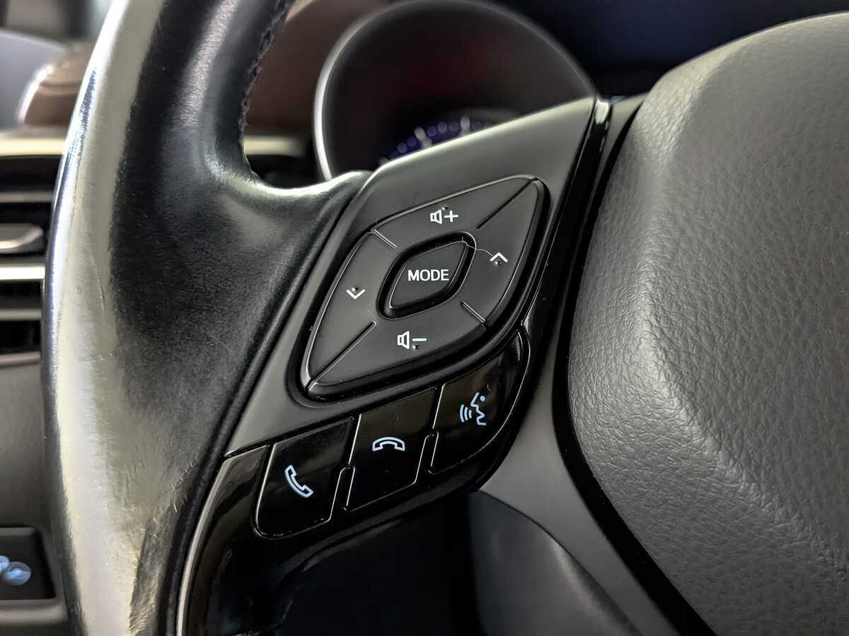 Toyota C-HR б/у, 2017, Вариатор. Фото: #27