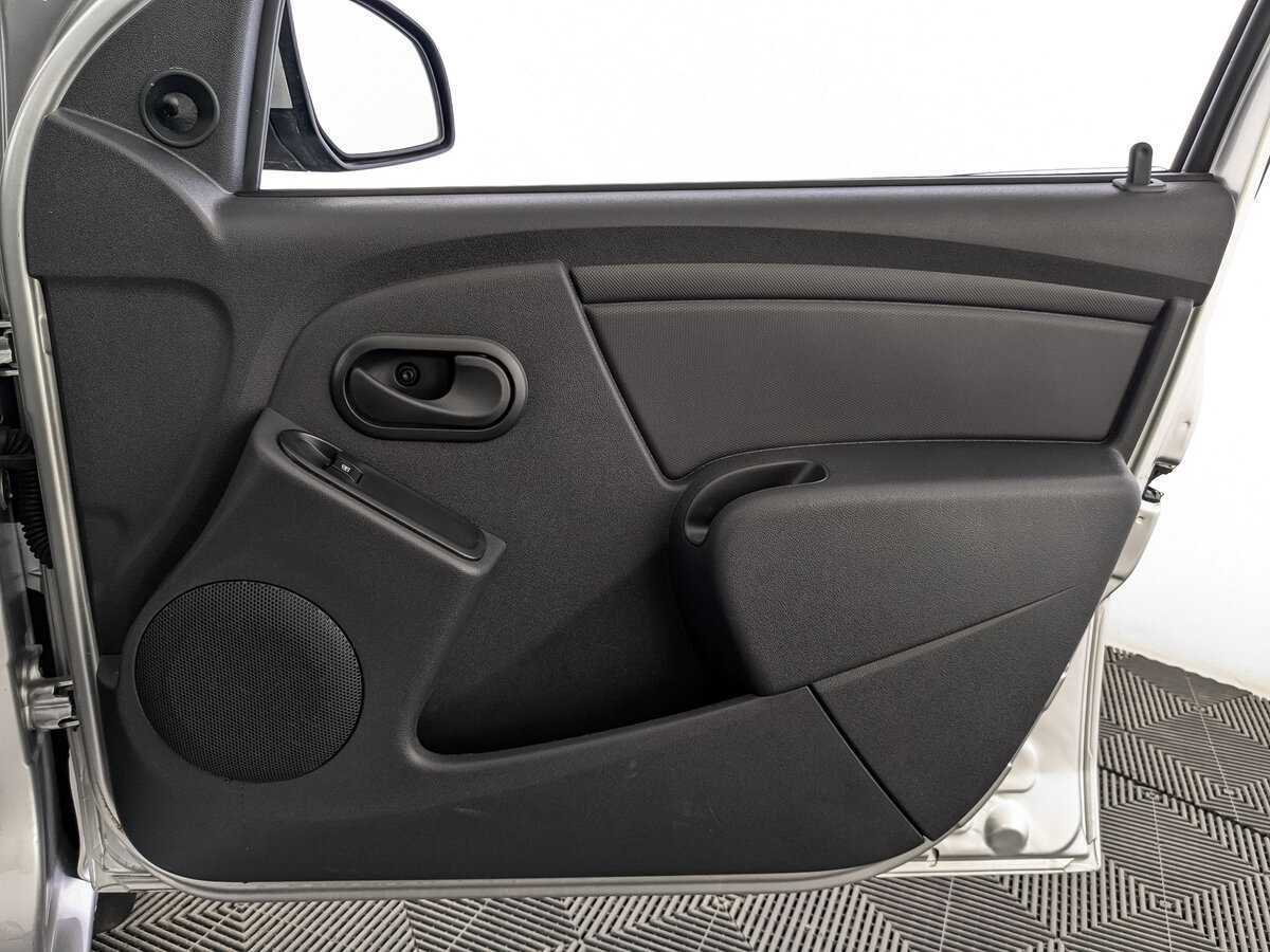 Lada (ВАЗ) Largus б/у, 2024, Механическая. Фото: #23