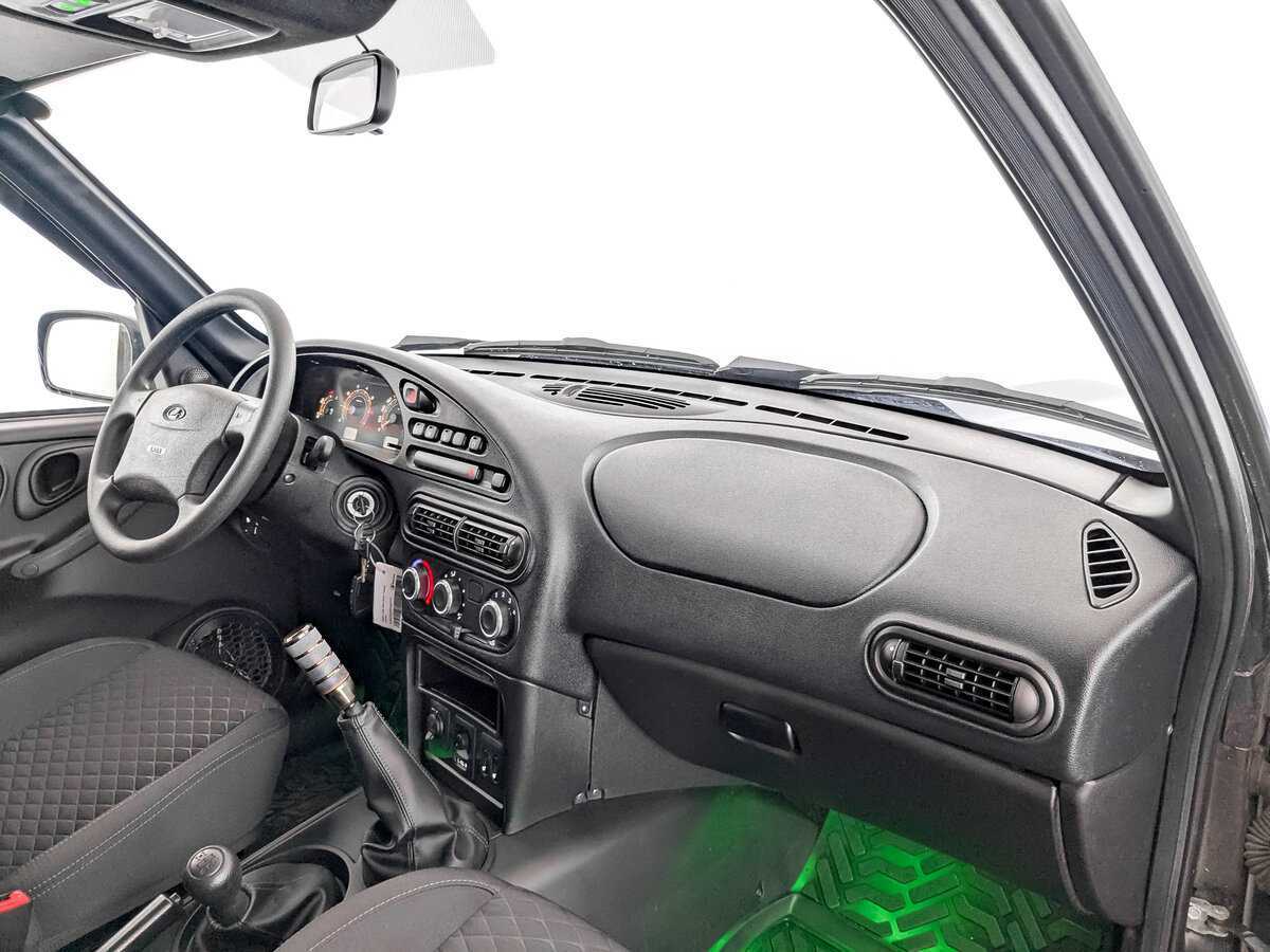 Lada (ВАЗ) Niva б/у, 2022, Механическая. Фото: #10