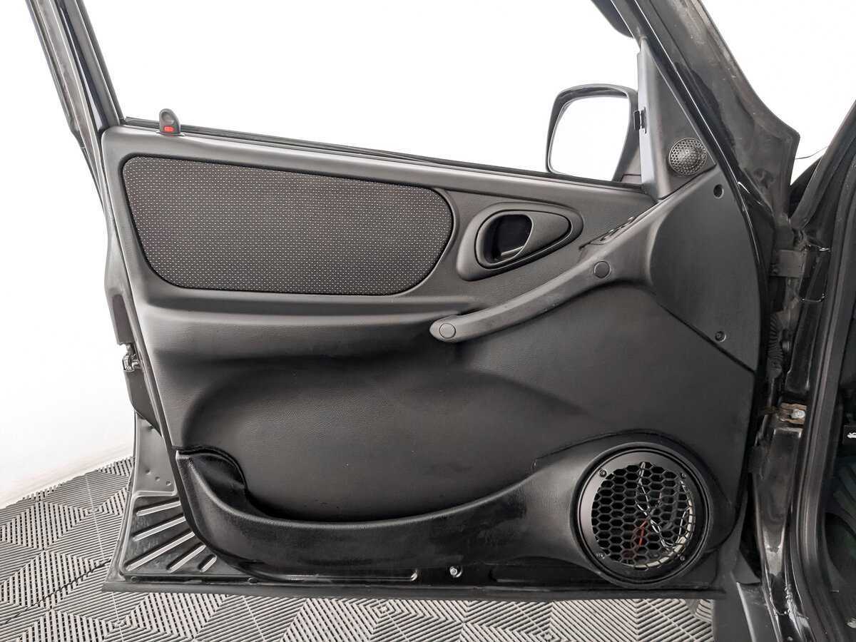 Lada (ВАЗ) Niva б/у, 2022, Механическая. Фото: #18