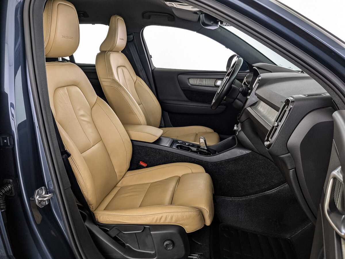 Вольво ИксЦ40 б/у, 2019, Автоматическая. Фото: #21