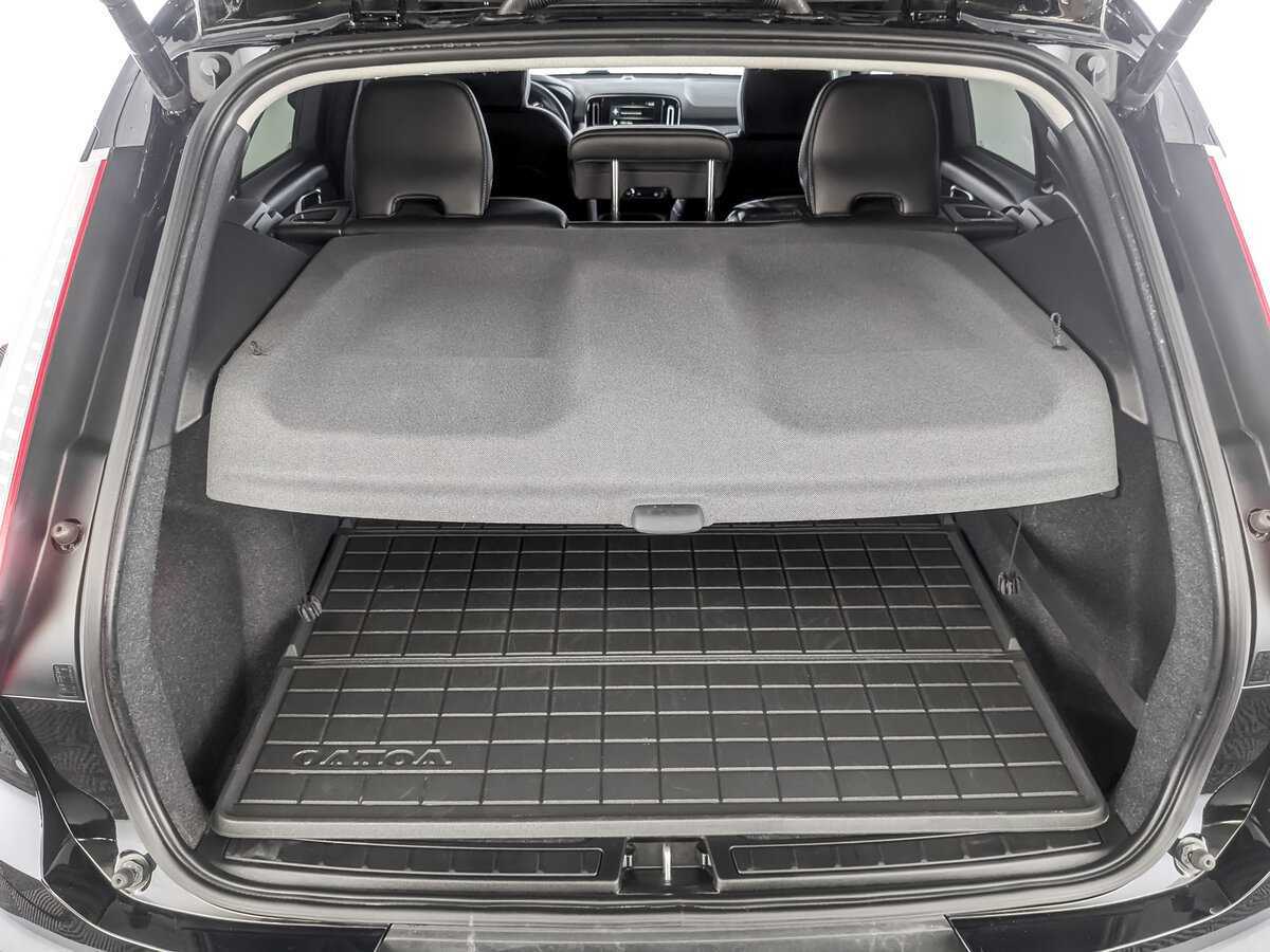 Вольво ИксЦ40 б/у, 2019, Автоматическая. Фото: #9