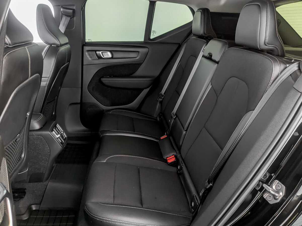 Вольво ИксЦ40 б/у, 2019, Автоматическая. Фото: #12