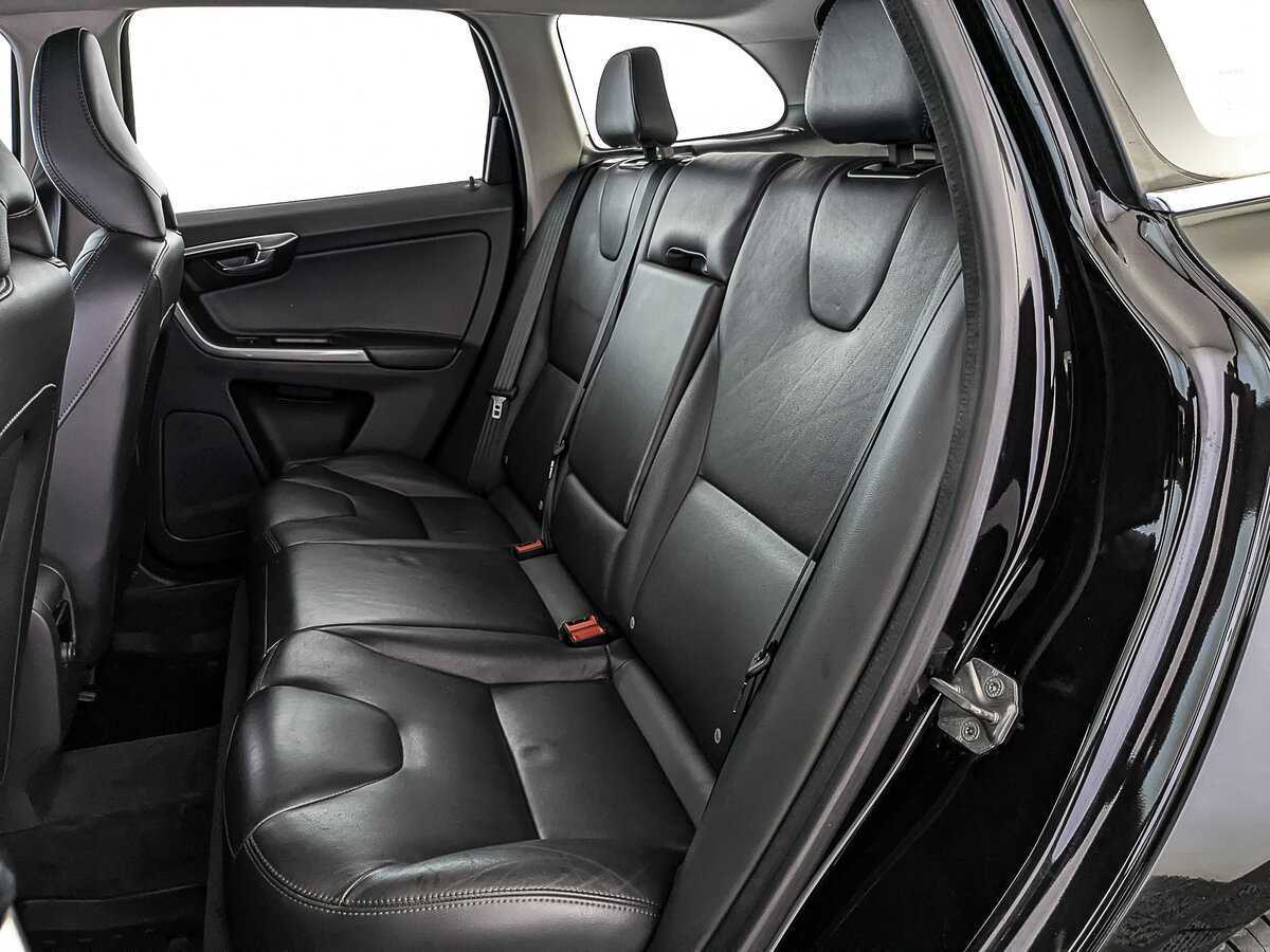 Вольво ИксЦ60 б/у, 2017, Автоматическая. Фото: #11