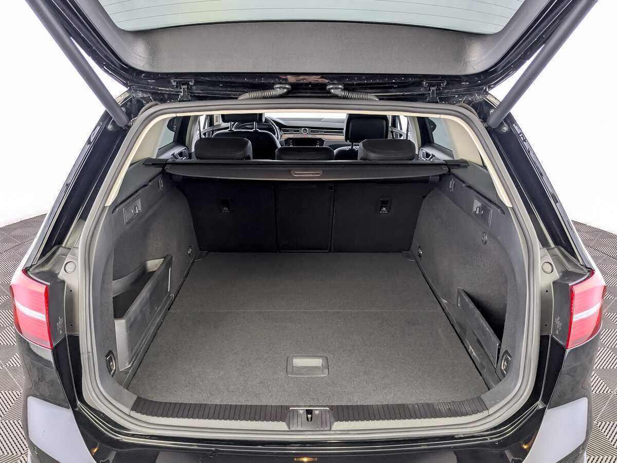 Фольксваген Пассат б/у, 2018, Роботизированная. Фото: #9