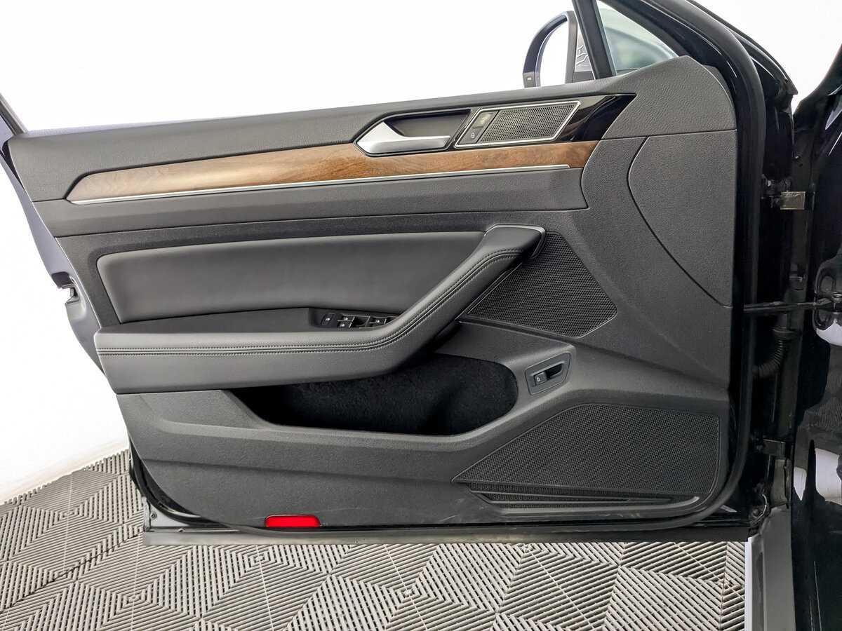 Фольксваген Пассат б/у, 2018, Роботизированная. Фото: #18