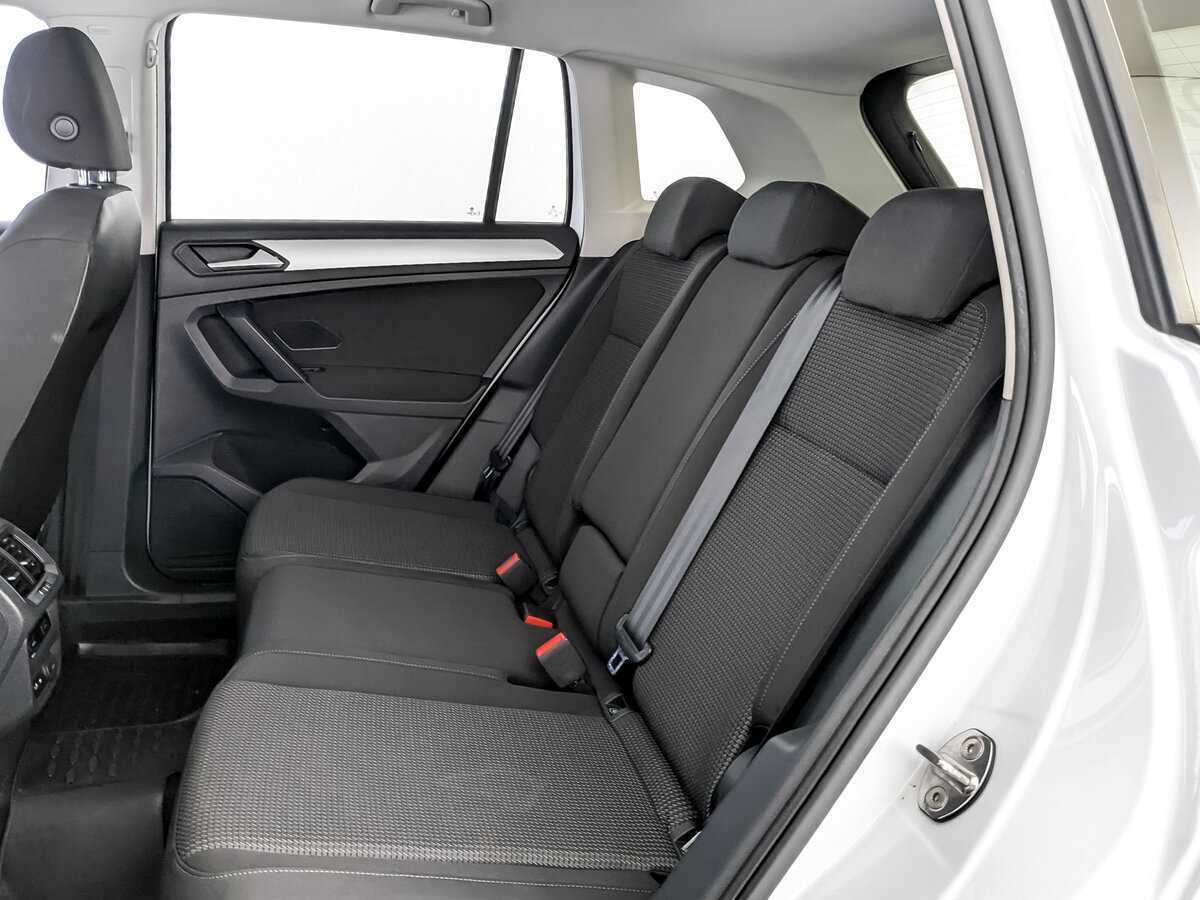 Volkswagen Tiguan б/у, 2020, Роботизированная. Фото: #11