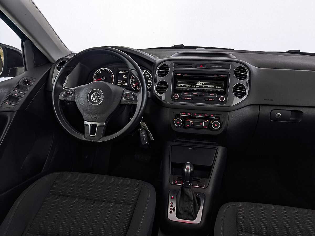 Volkswagen Tiguan б/у, 2015, Роботизированная. Фото: #20