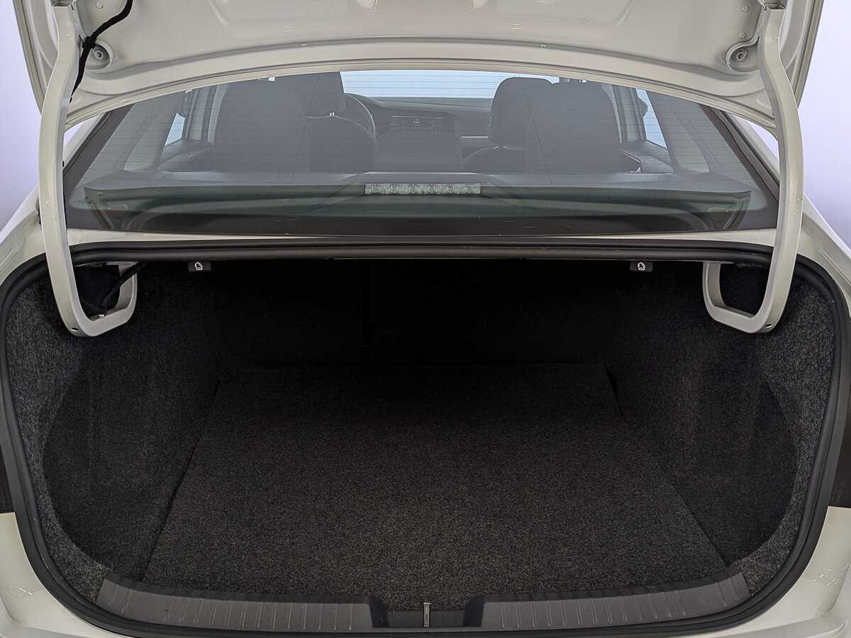 Volkswagen Jetta б/у, 2020, Автоматическая. Фото: #9