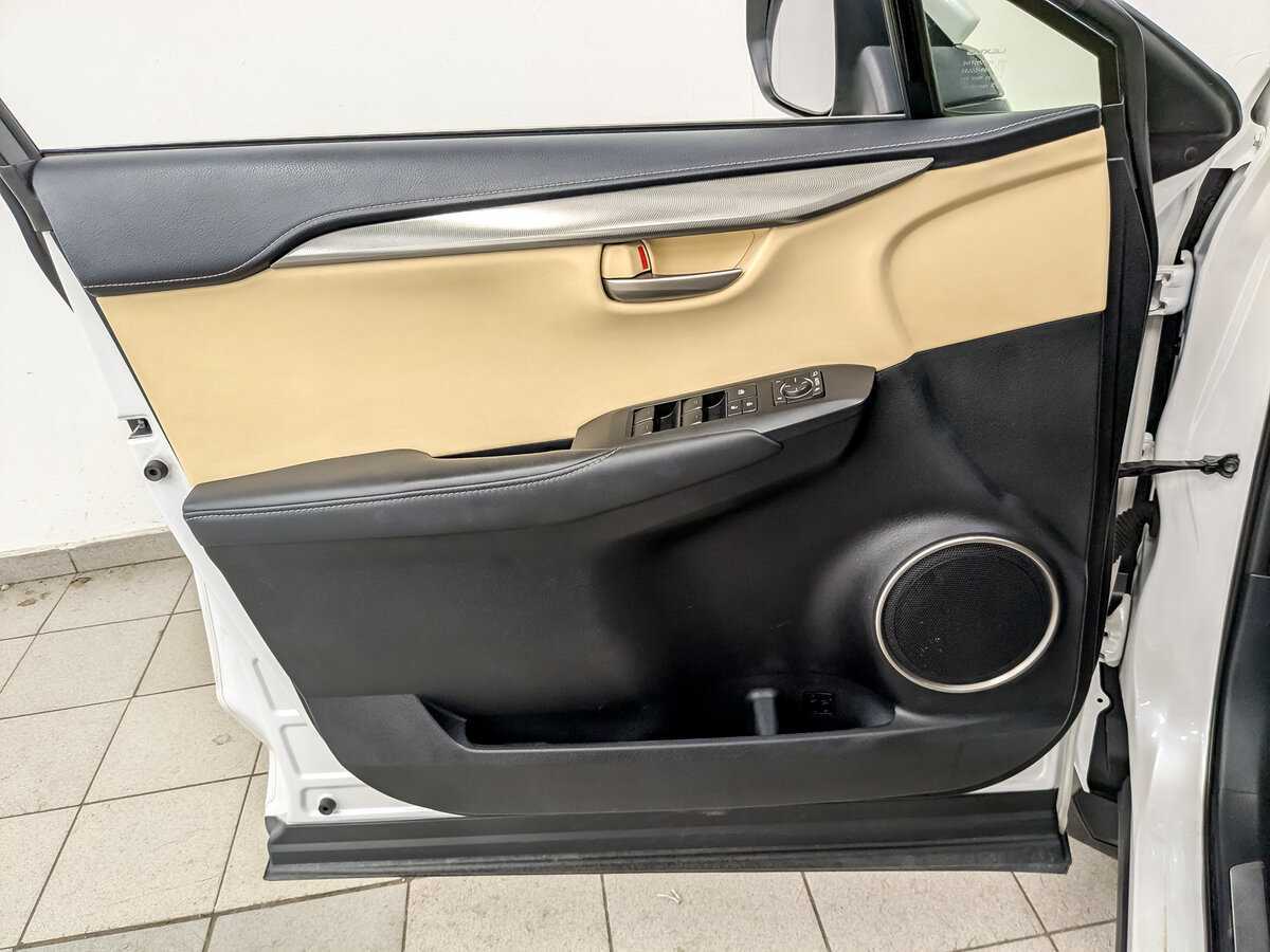 Lexus NX б/у, 2016, Вариатор. Фото: #17
