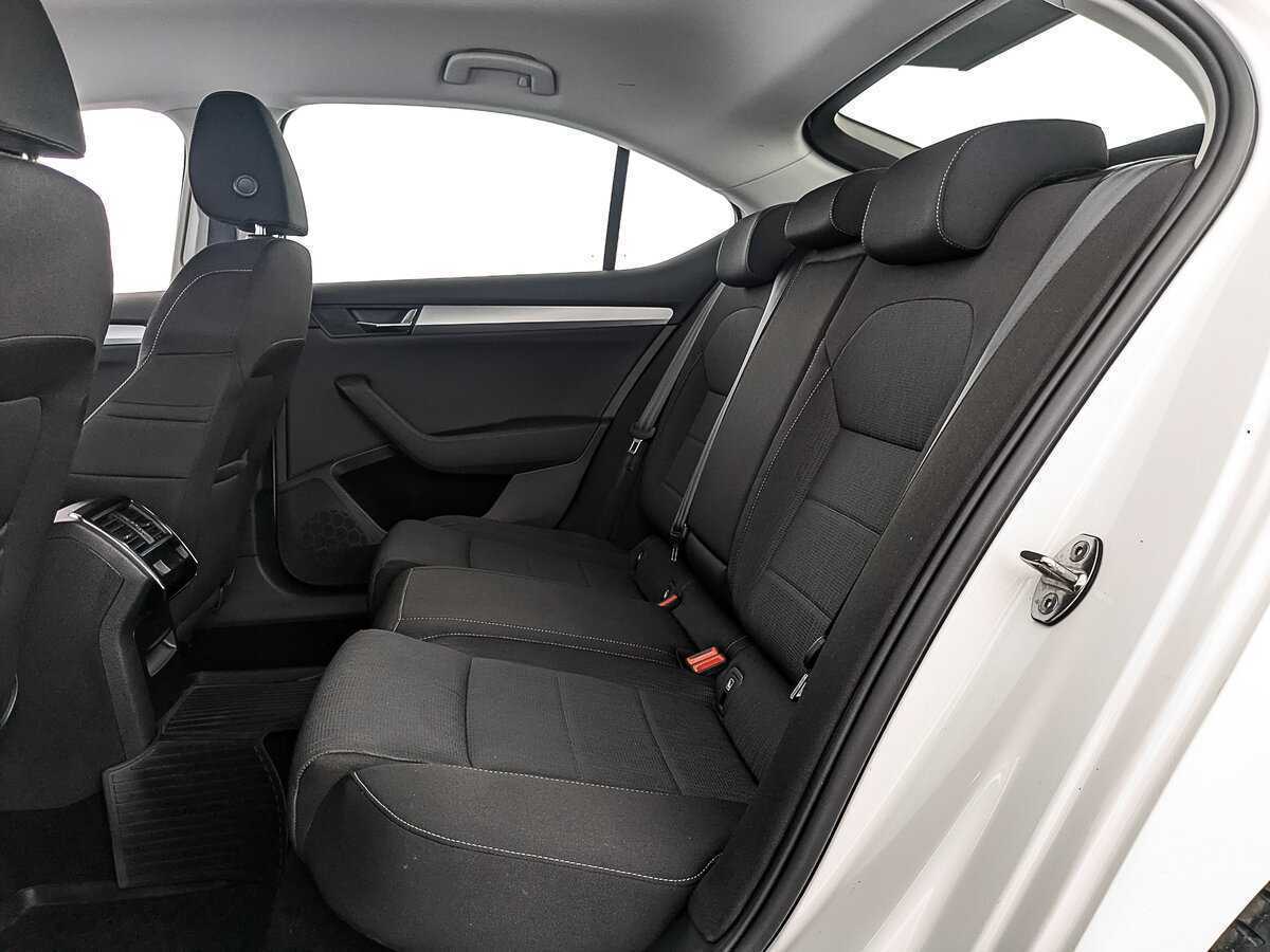 Skoda Superb б/у, 2017, Роботизированная. Фото: #17