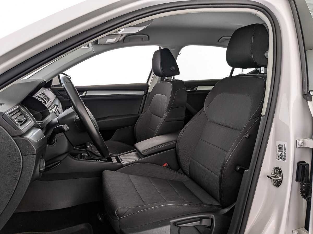 Skoda Superb б/у, 2017, Роботизированная. Фото: #19