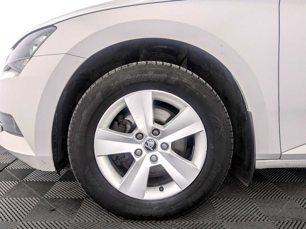 Skoda Superb б/у, 2017, Роботизированная. Фото: #17