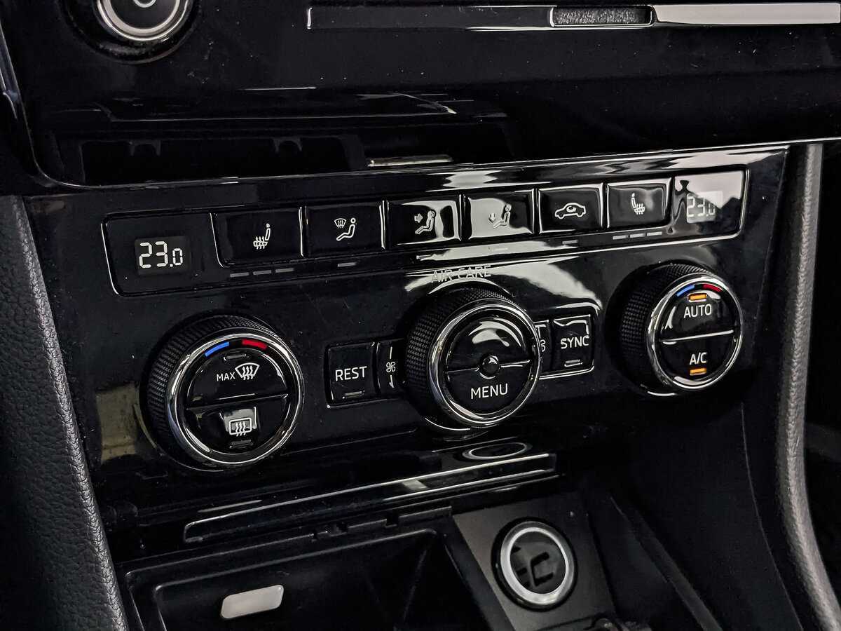 Skoda Superb б/у, 2017, Роботизированная. Фото: #24