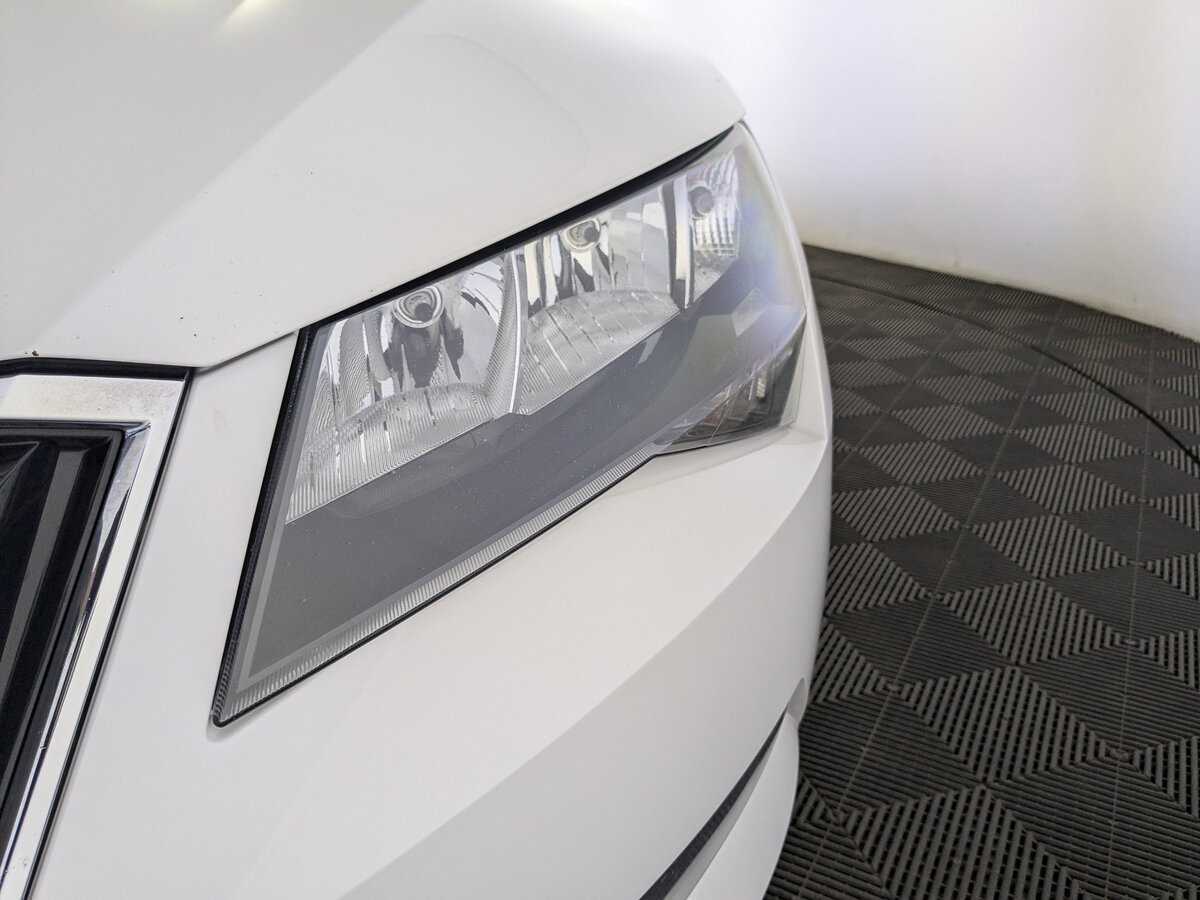 Skoda Superb б/у, 2018, Роботизированная. Фото: #10