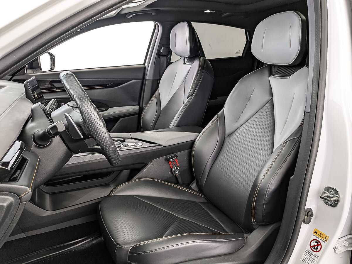 Чанган УНИ-В б/у, 2023, Роботизированная. Фото: #19