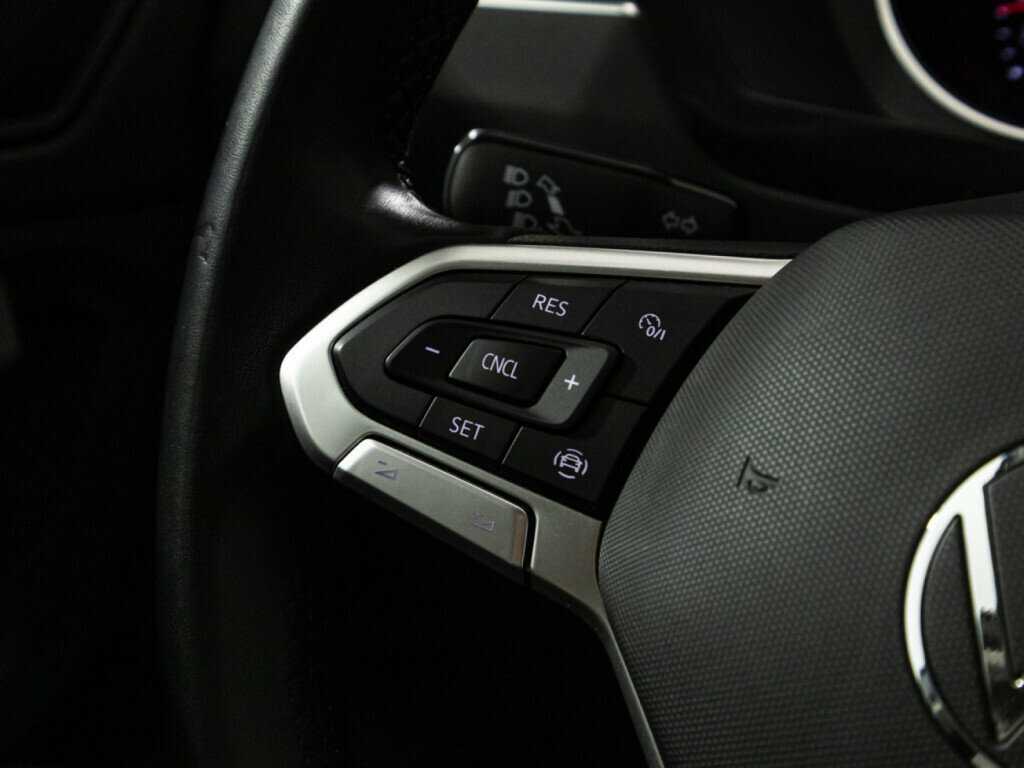 Volkswagen Tiguan б/у, 2020, Роботизированная. Фото: #14