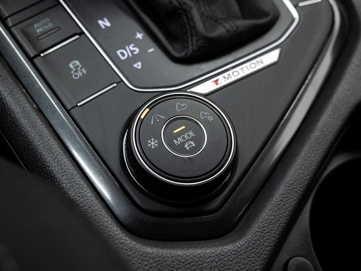 Volkswagen Tiguan б/у, 2017, Роботизированная. Фото: #24