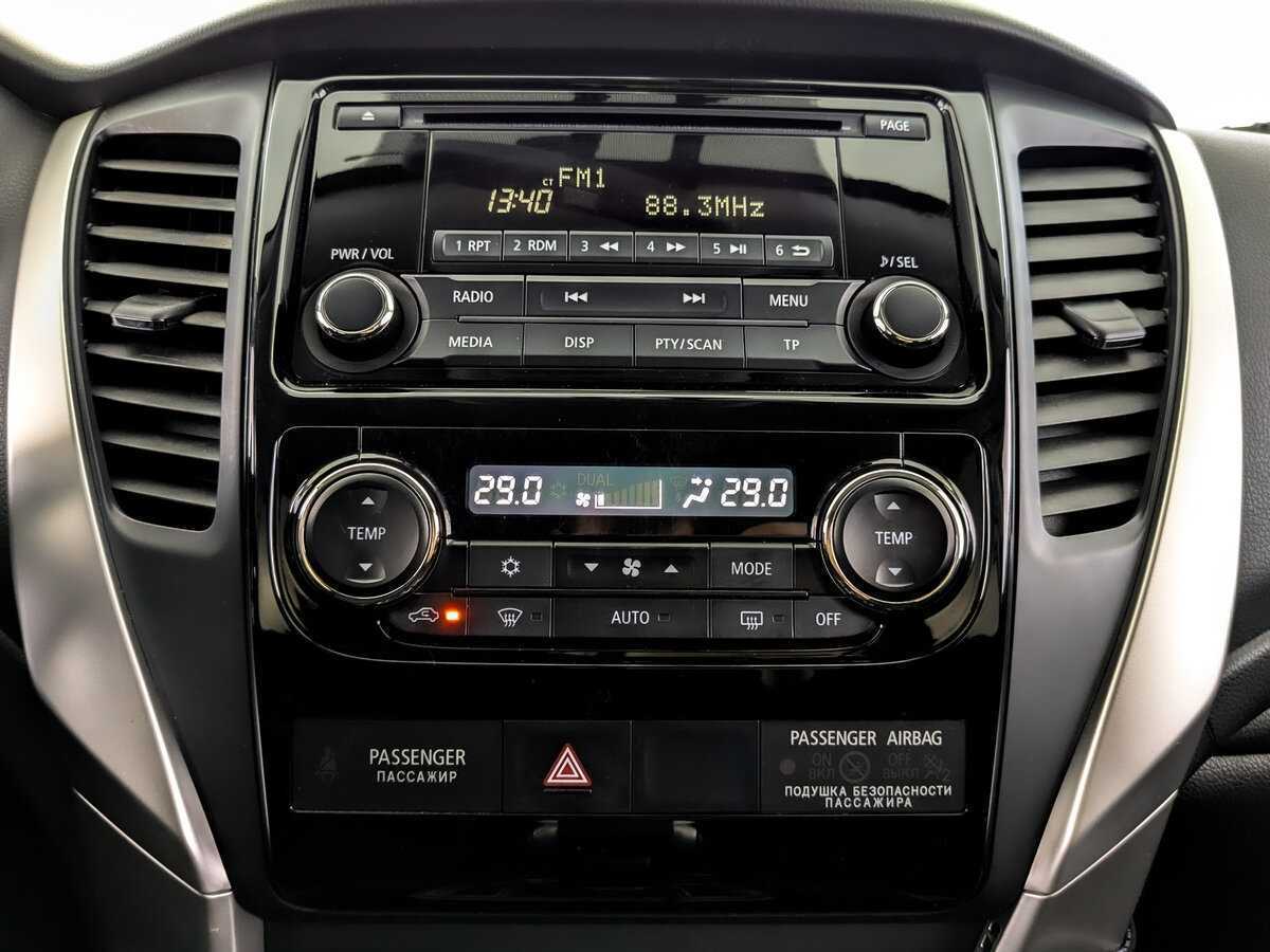 Митсубиши Паджеро Спорт б/у, 2018, Автоматическая. Фото: #14