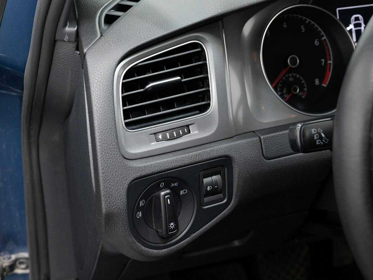 Volkswagen Golf б/у, 2013, Роботизированная. Фото: #15