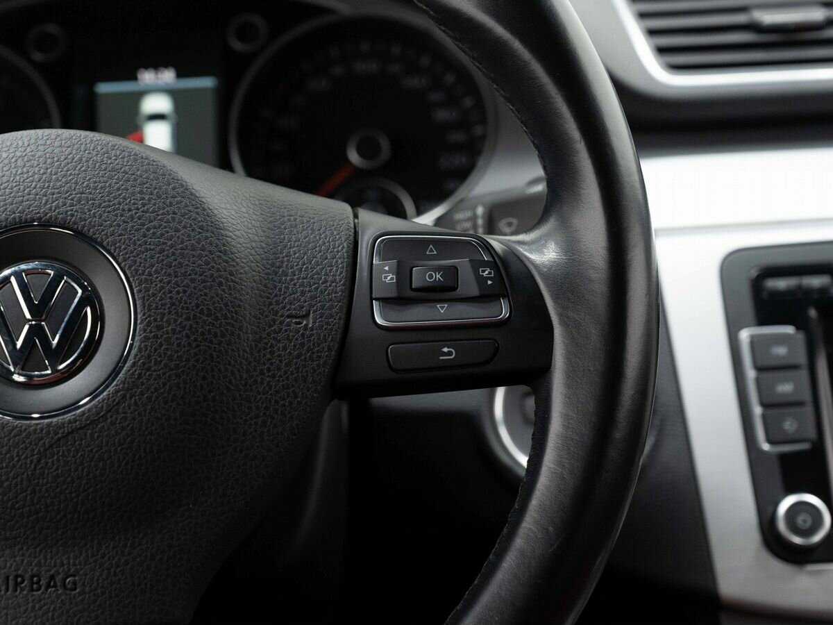 Volkswagen Passat CC б/у, 2014, Роботизированная. Фото: #16