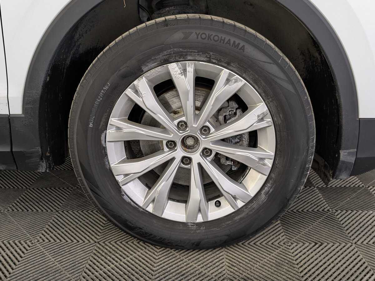 Volkswagen Tiguan б/у, 2021, Роботизированная. Фото: #11