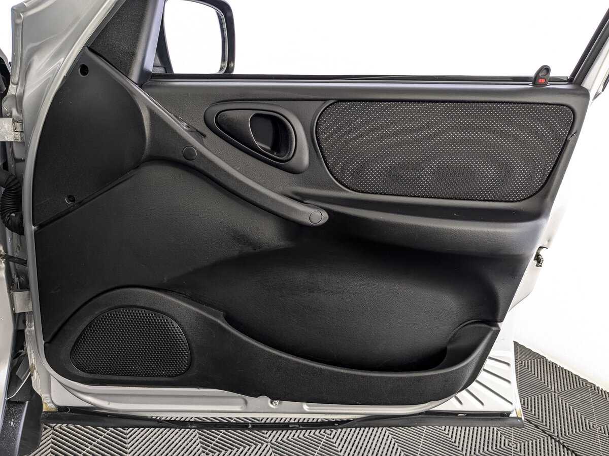 Lada (ВАЗ) Niva б/у, 2021, Механическая. Фото: #21