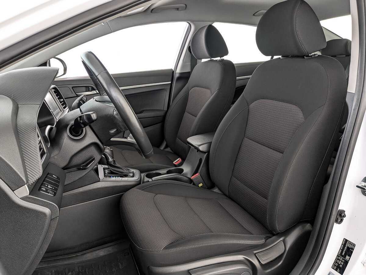 Hyundai Elantra б/у, 2019, Автоматическая. Фото: #17