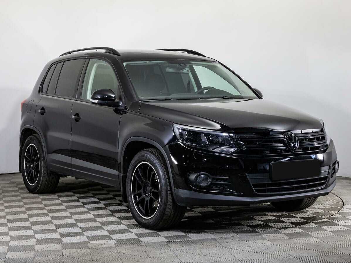 Volkswagen Tiguan б/у, 2015, Автоматическая. Фото: #2
