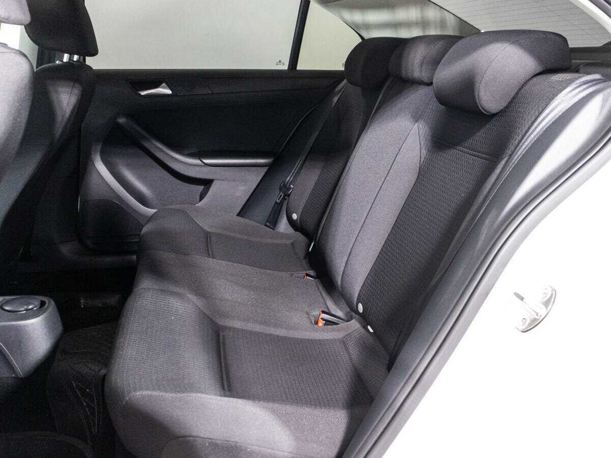 Volkswagen Jetta б/у, 2015, Автоматическая. Фото: #9