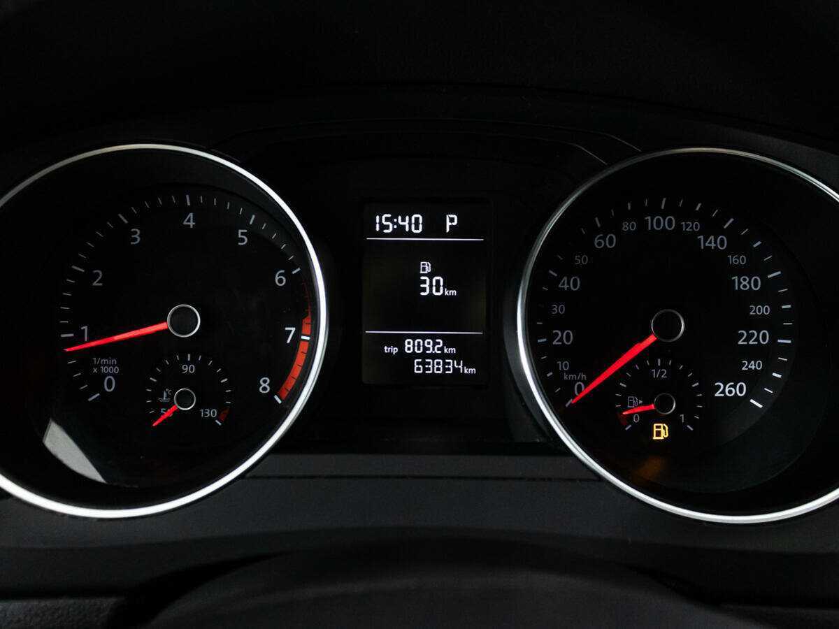 Volkswagen Jetta б/у, 2015, Автоматическая. Фото: #11